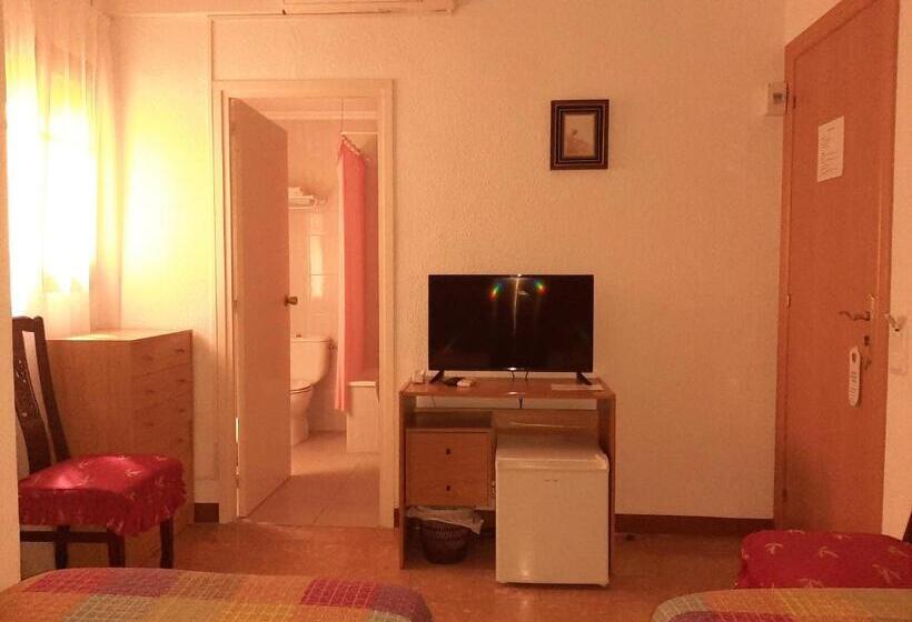 스탠다드 룸, Hostal Platja