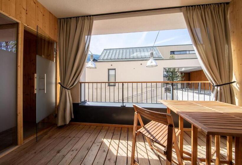استودیوی استاندارد, Das Bleibt Alpine Suites
