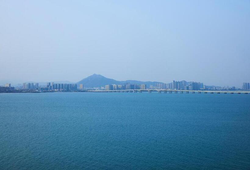 Номер Deluxe Вид на Море, Courtyard By Marriott Xiamen