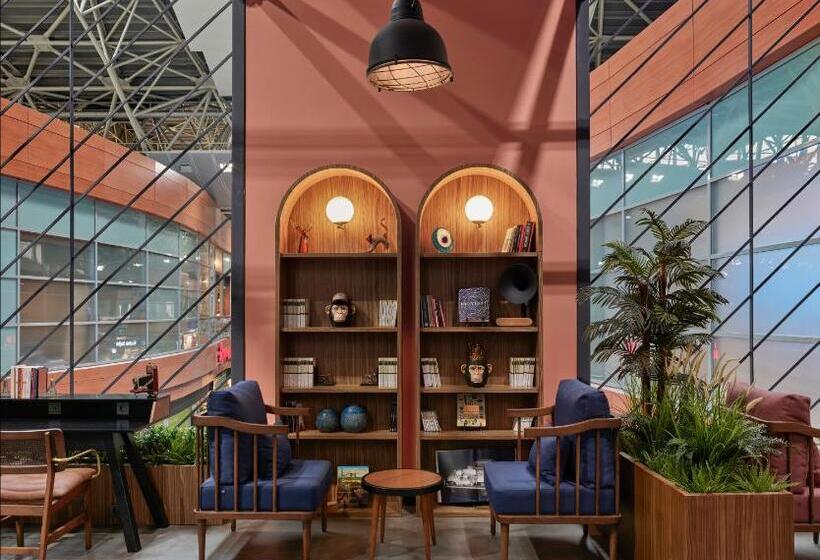 キングサイズベッドのスーペリアルーム, Kepler Club Sabiha Gökçen Airport  International Transit Area