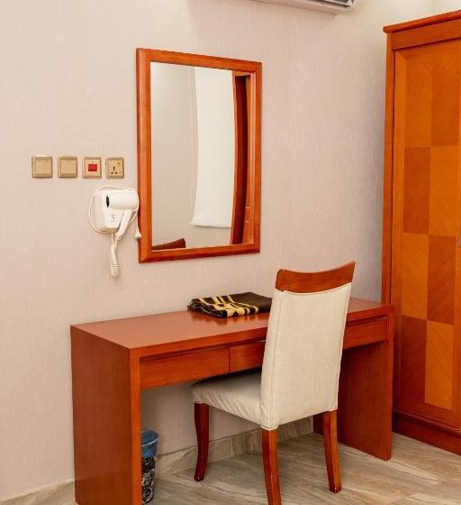 Люкс Повышенной Комфортности, بروج السالمية للشقق المخدومة Brouj Al Salmiya Apartments Serviced