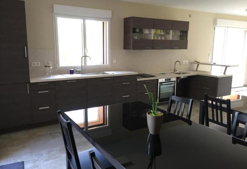 Семейный Номер Вид на Сад, Gite De Gazelle Chambres D Hote