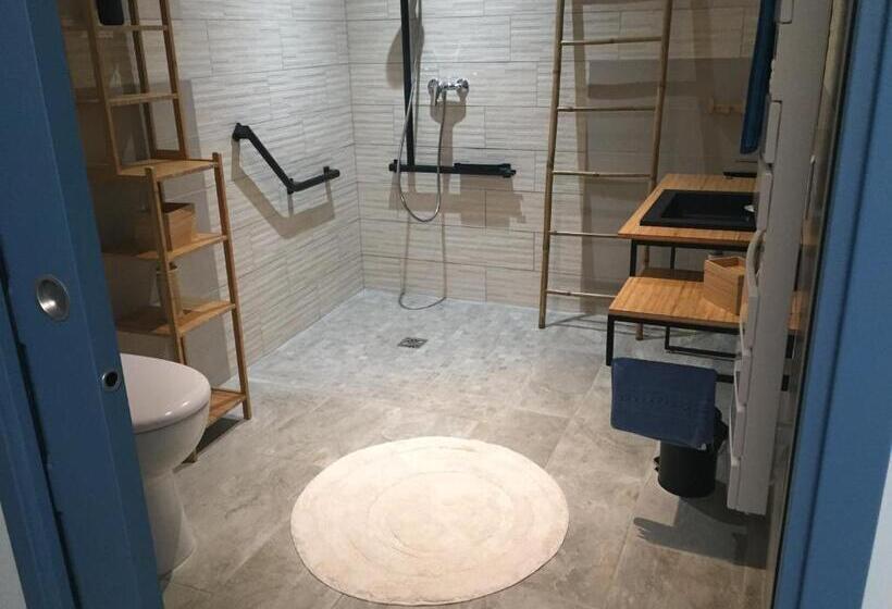Номер Стандарт Адаптированный для Инвалидов, Gite De Gazelle Chambres D Hote