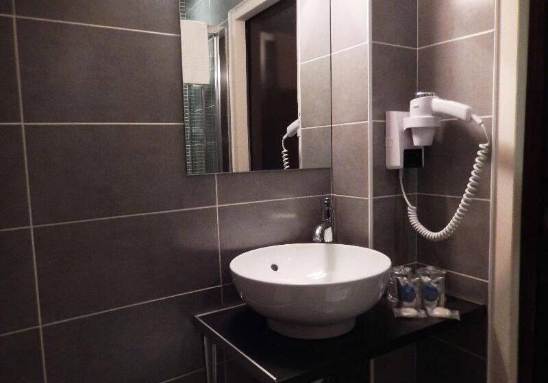 Номер Стандарт, Kyriad Chalon Sur Saone Centre