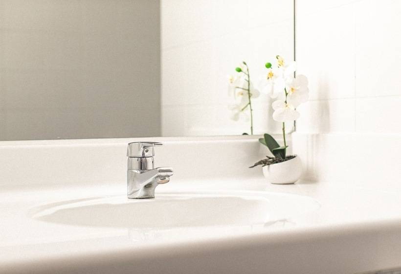 Номер Комфорт, Plaza Hotel Hanau