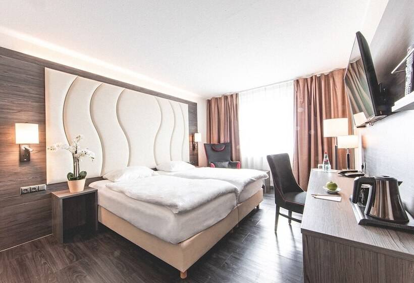 Номер Стандарт, Plaza Hotel Hanau
