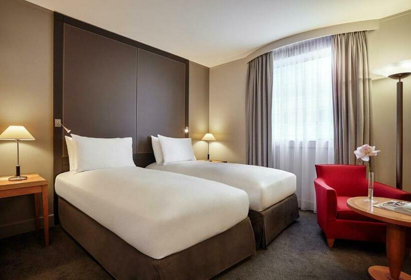 アウトサイドクラシックルーム, Pullman Paris La Defense