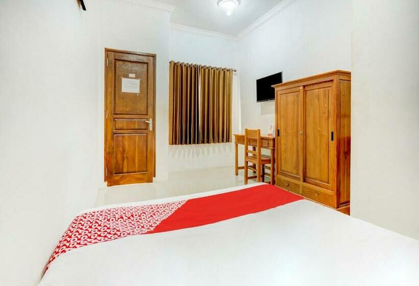 スタンダードルーム, Oyo 3702 Homestay Bougenville