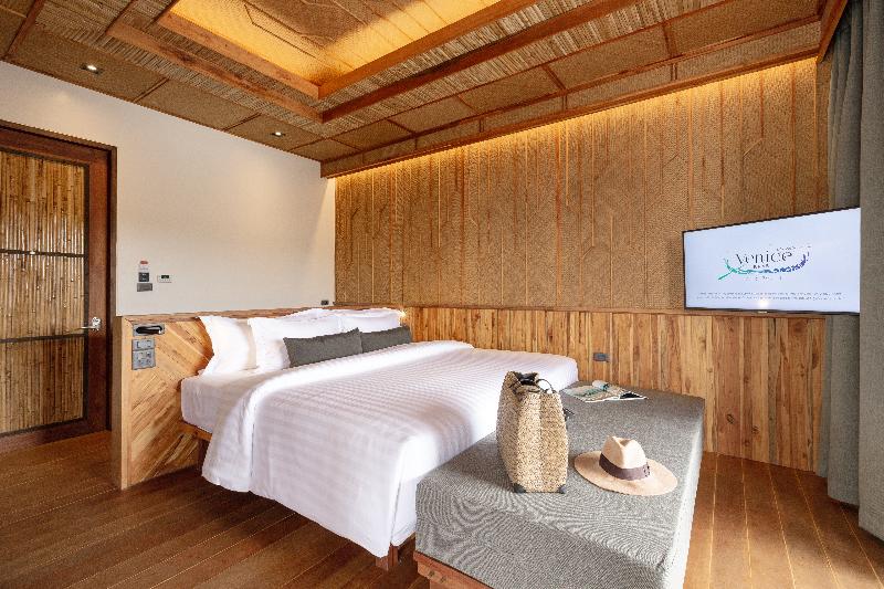 اتاق لوکس با چشم‌انداز, Venice Krabi Villa Resort
