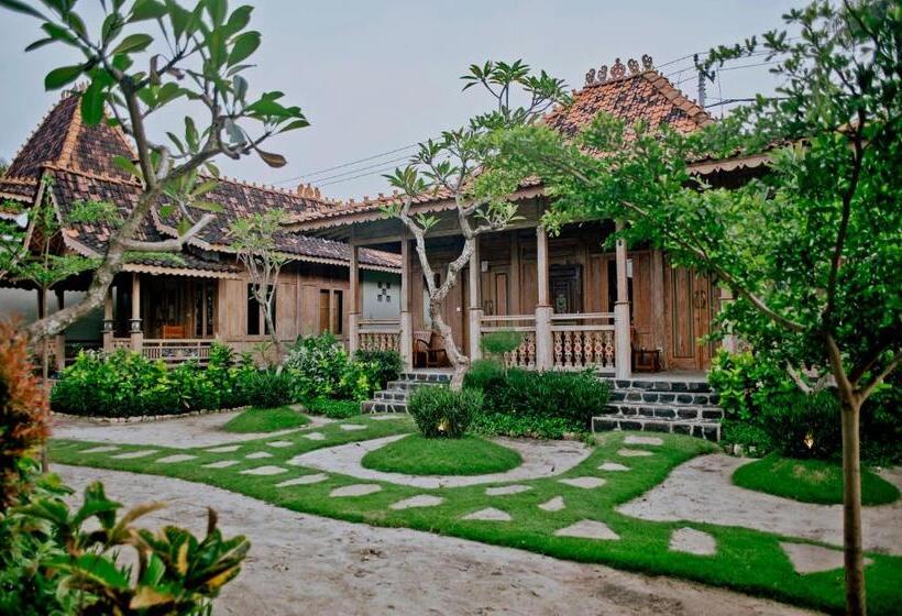 Номер Deluxe Вид на Сад, Blue Harbor Beachfront Villas & Resto