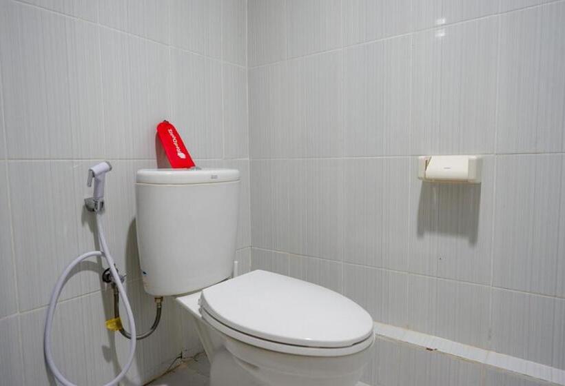 스위트, Reddoorz Near Lippo Plaza Buton