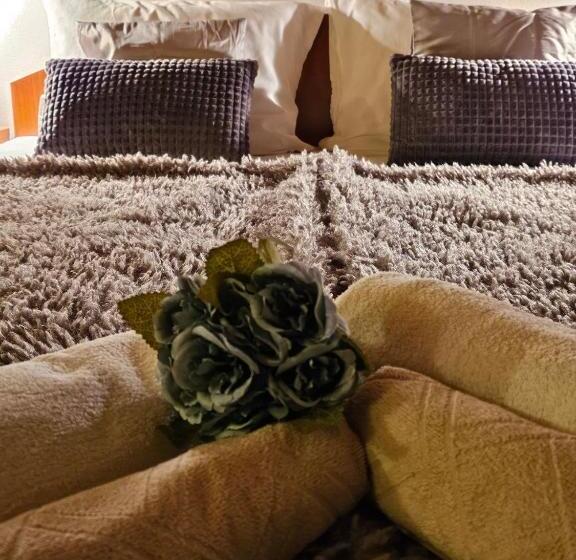 Люкс, Guest House Karov   2 Stars