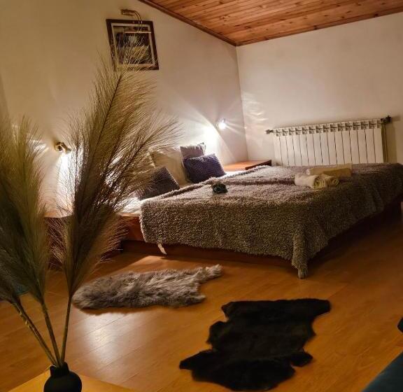 Люкс, Guest House Karov   2 Stars