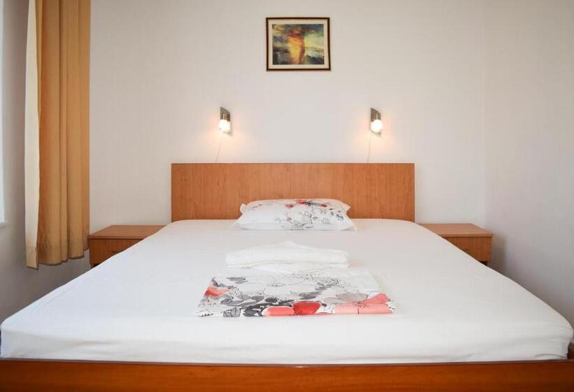 Четырехместный Номер Стандарт, Stella Di Mare Guest House