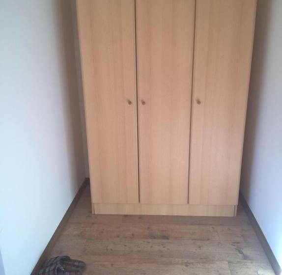 استودیو خانوادگی, Apartmani Mimi