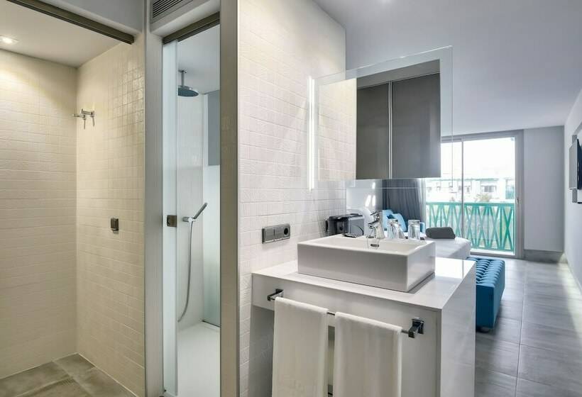 Deluxe Yhden Hengen Huone, Barcelo  Teguise Beach - Adults Only