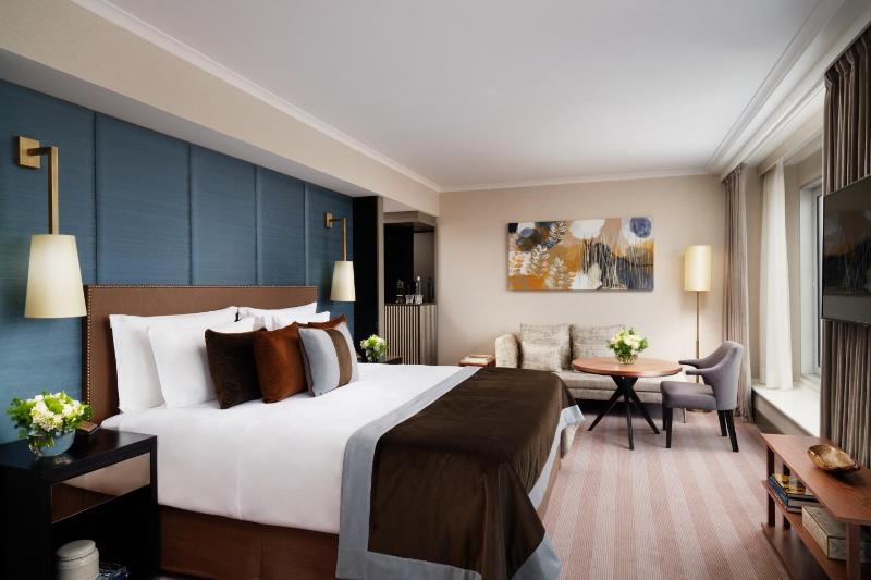 Junior Suite Deluxe, Corinthia  Lisbon