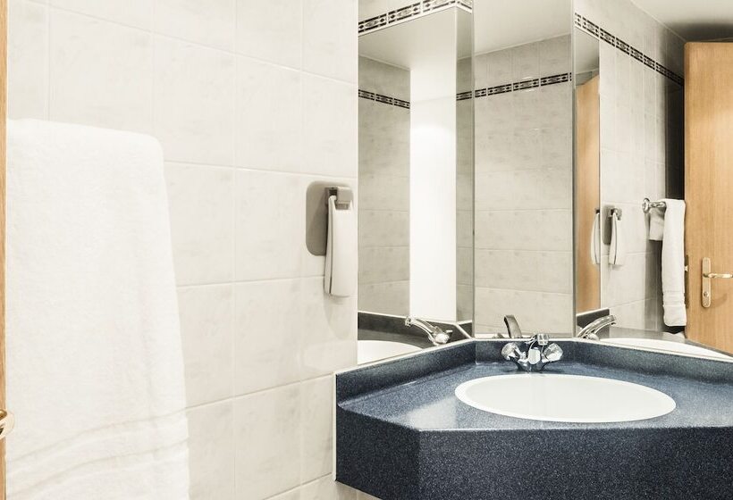 Номер Стандарт, Ibis Preston North