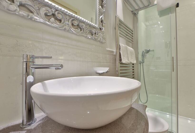 اتاق استاندارد یک نفره, Olimpia Venice, Bw Signature Collection 3sup