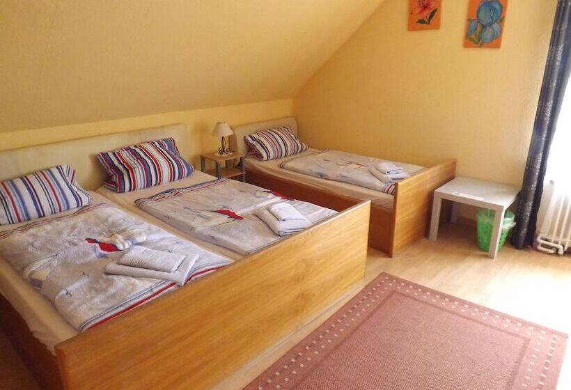 标准三人间, Landgasthof Hotel Zum Norden