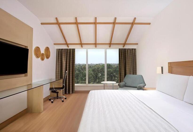 Номер Deluxe Кровать Кинг, Le Méridien Kochi