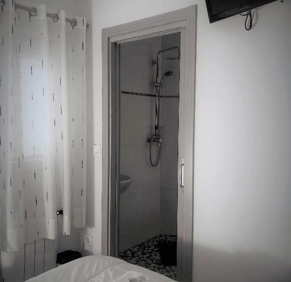 Номер Стандарт, Albergue Camiño Real