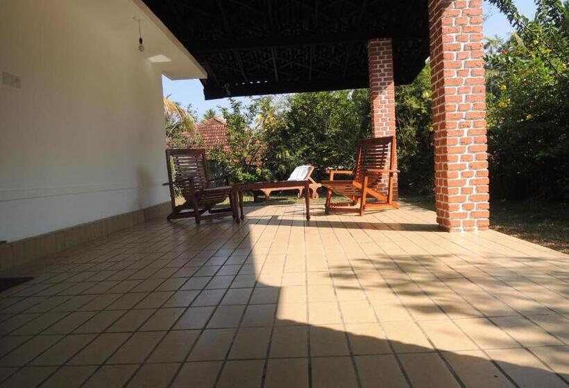 Номер Стандарт Совместная Ванная, Bentota Home Stay
