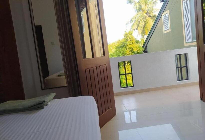 Семейный Номер, Bentota Home Stay