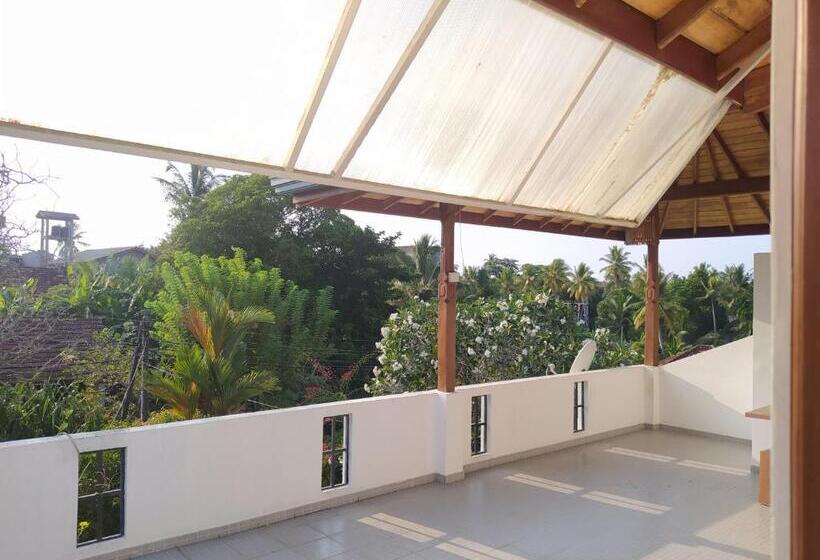 Семейный Номер, Bentota Home Stay