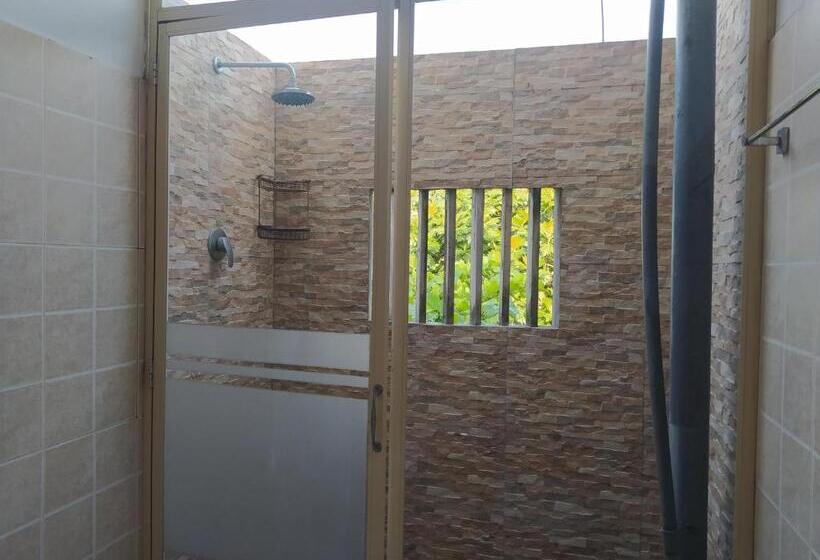 Семейный Номер, Bentota Home Stay