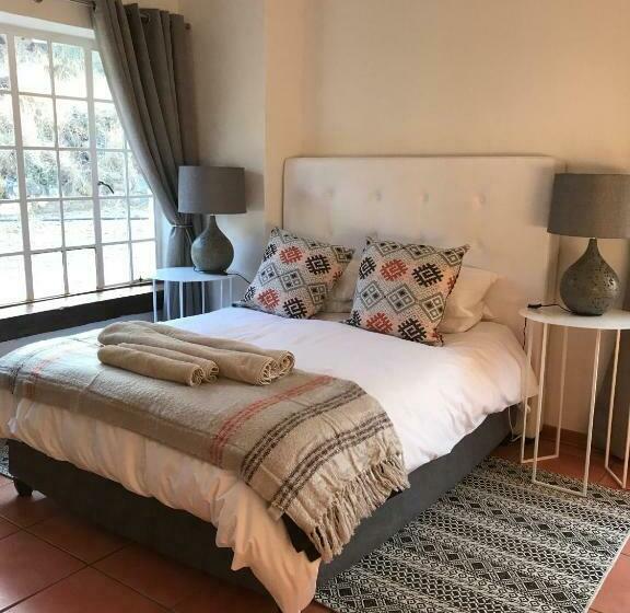 کلبه ییلاقی, Mein Heim Estate Guest Farm