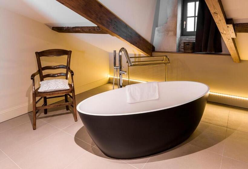 Полулюкс Повышенной Комфортности, Clos Castel Villas Spa