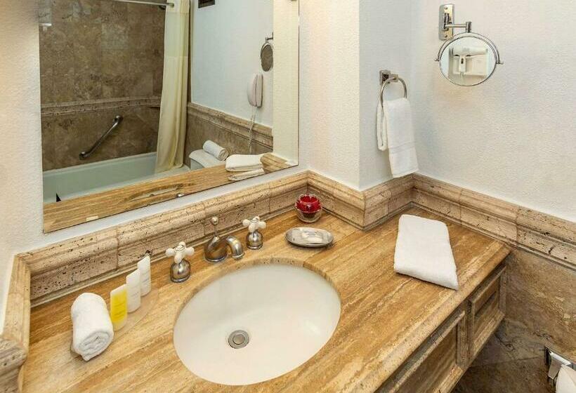 اتاق استاندارد با تخت بزرگ, Clarion Hotel Real Tegucigalpa