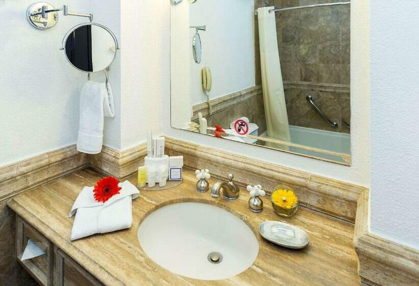 استودیوی استاندارد, Clarion Hotel Real Tegucigalpa