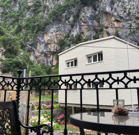 Номер Стандарт Вид на Горы, Posada La Cuadrona