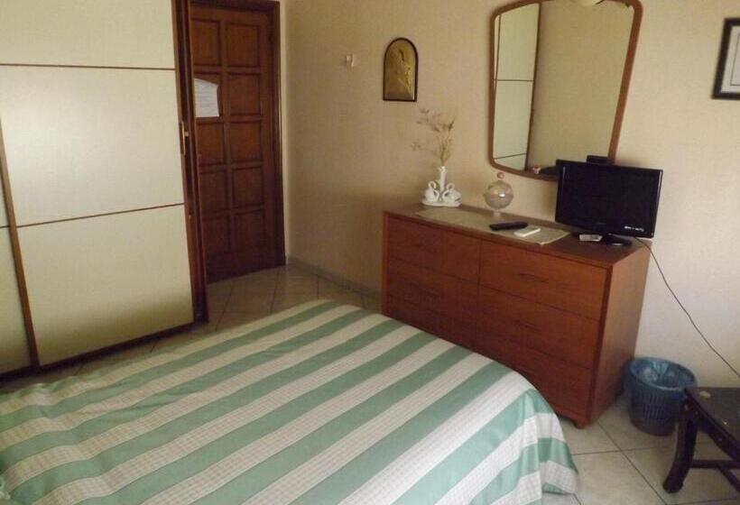 اتاق استاندارد یک نفره, B&b Le Grazie