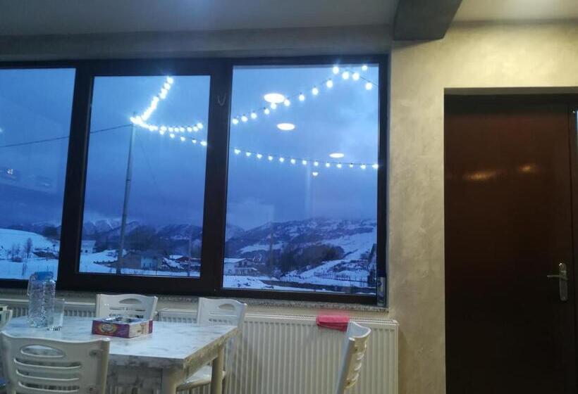 اتاق استاندارد سه نفره, Family Hotel Mtamta