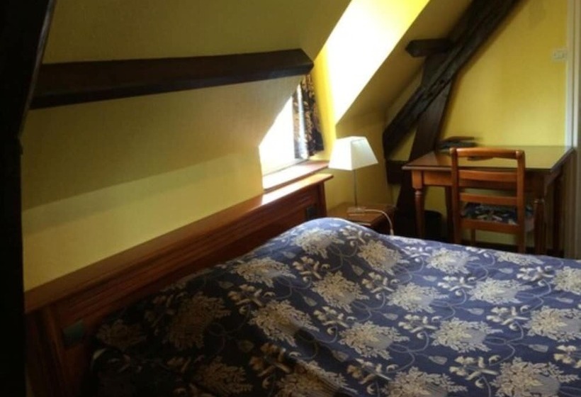 Номер Стандарт Индивидуальный, Logis Hôtel & Restaurant   Le Château Des Tourelles