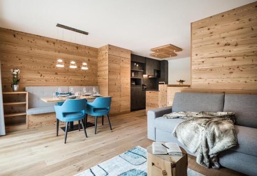 Апартаменты 1 Спальня с Видом, Les Dolomites Mountain Lodges