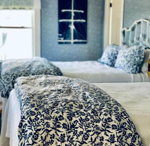 Номер Deluxe Кровать Куин, Seaside Inn