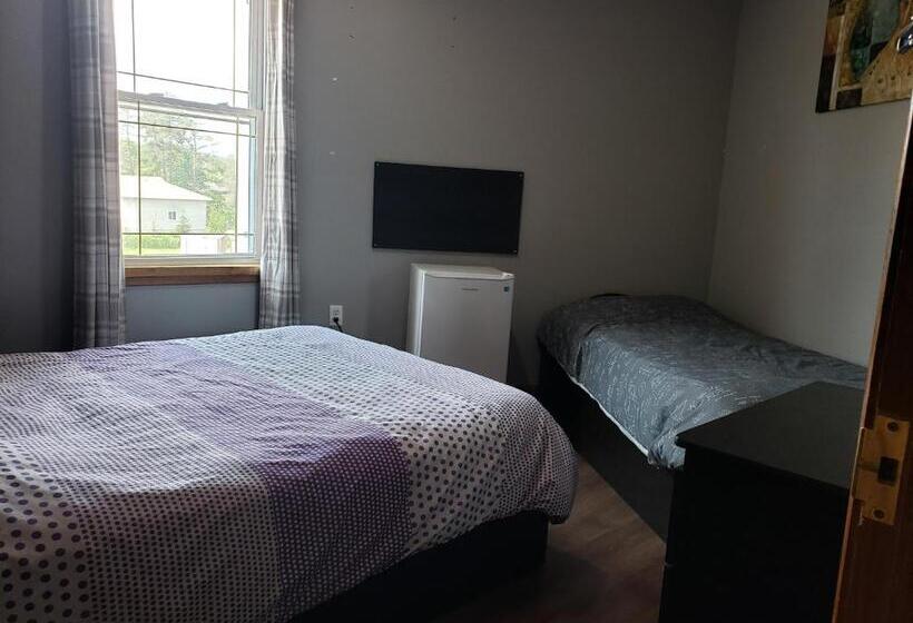 Трехместный Номер Deluxe, Hepworth Hostel