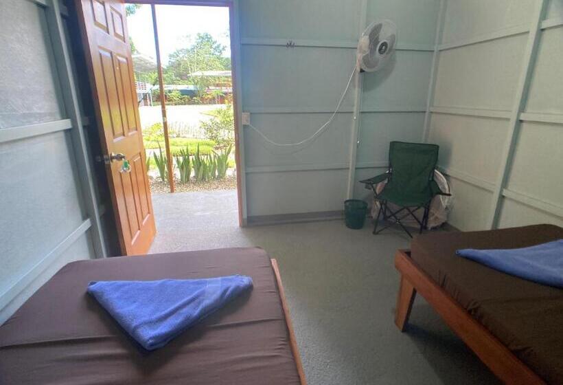 이코노미 룸, Yejos Jungle Lodge