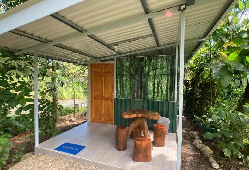 패밀리 방갈로, Yejos Jungle Lodge