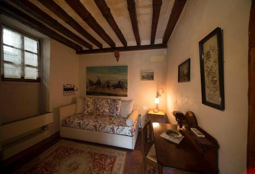 Люкс Superior, Castello Di Vigoleno