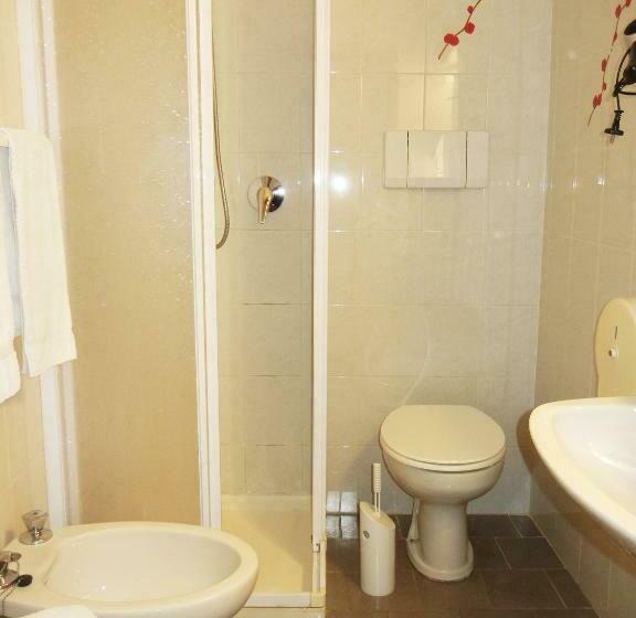 스탠다드 룸, Albergo Miralaghi