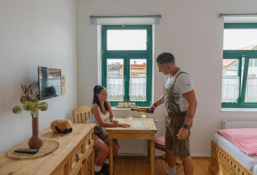 Номер Стандарт Трехместный, Winzerhof Küssler   Weinviertel