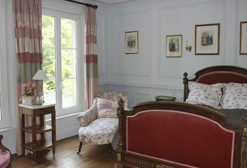 Номер Стандарт, Chambres D Hotes Spa Château D Omiécourt