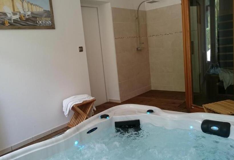 Апартаменты 2 Спальни, Chambres D Hotes Spa Château D Omiécourt