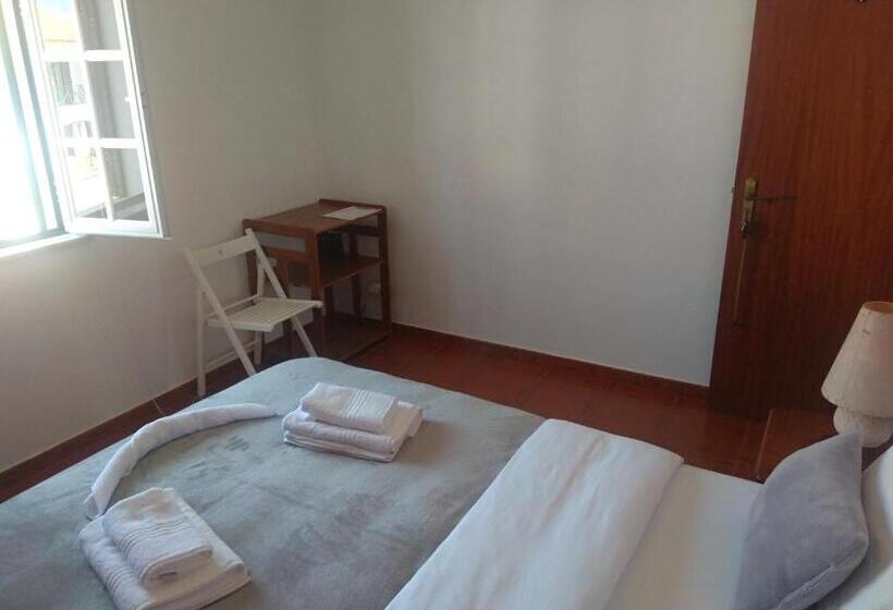 Дом 2 Спальни, Ergobeach House