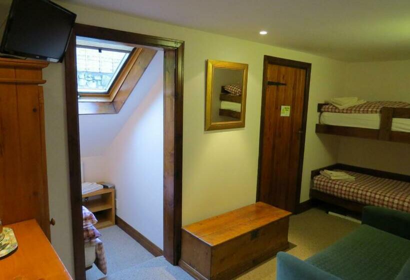 Семейный Номер, Llanerchindda Farm Guest House